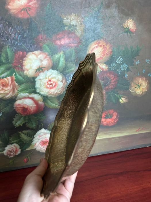 A342 946g, 25cm D, platou bronz Gilde