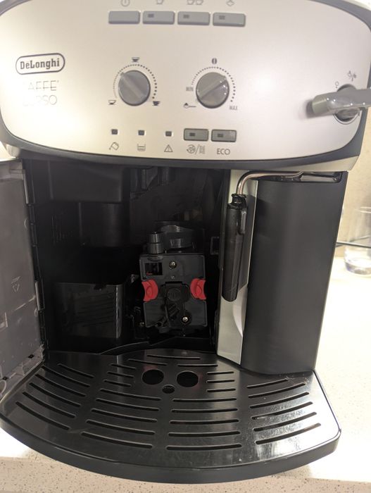 Кафемашина кафе автомат Delonghi Caffe Corso