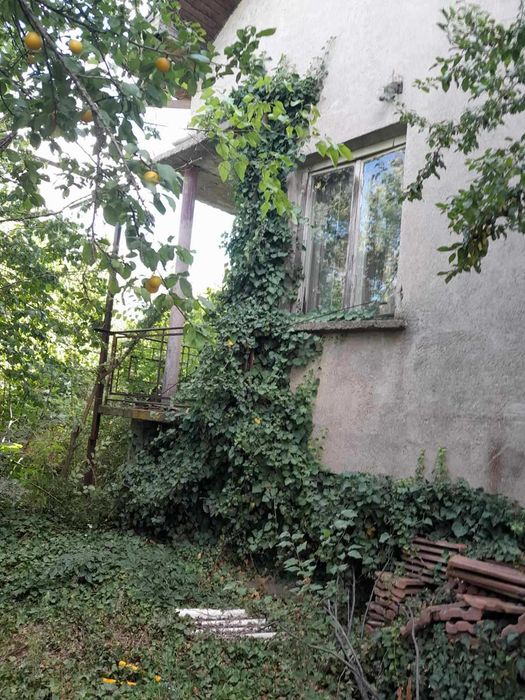 Къща за продажба в с. Калояновец