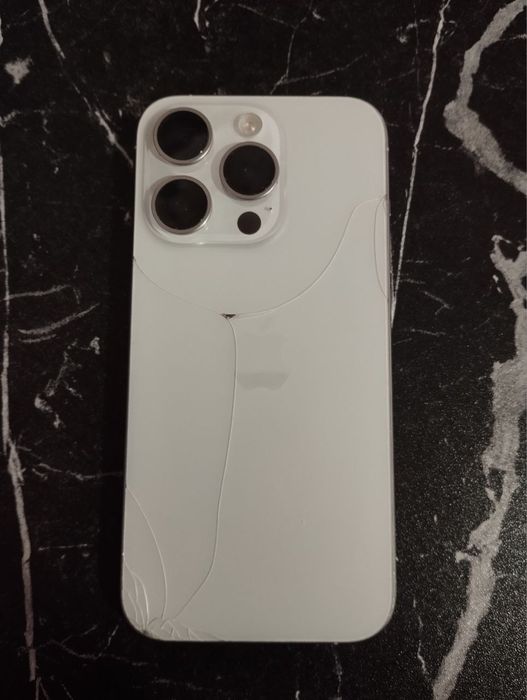 iphone 15 pro 256 LLA 88%