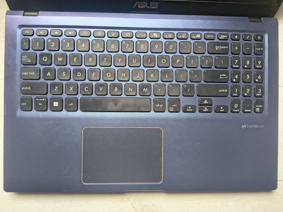 Laptop 20gb RAM 500gb SSD ușor negociabil