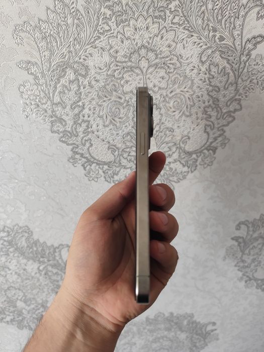 Iphone 15 pro max nano-Esim