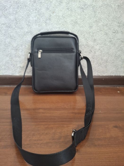 Продаю барсеткуу