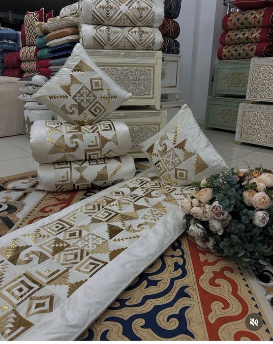 Продам корпе в национальном стиле