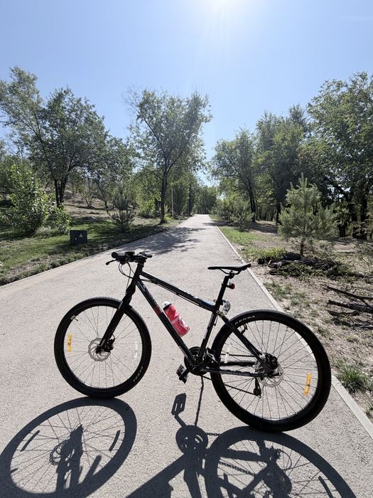 Велосипед Forward Sporting 27.5 3.0 disc