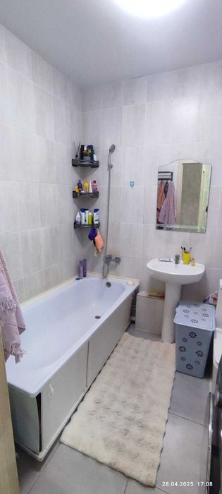 3-комн Береке, д.52  6/9 98 м2