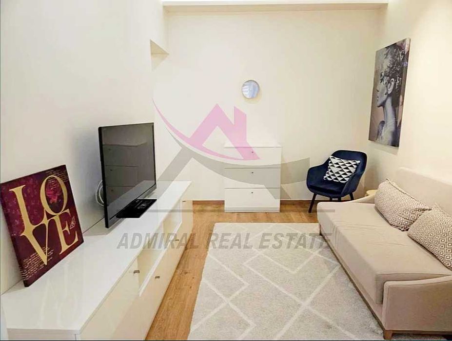 Дава се под наем Двустаен апартамент в Варна, Център - 40 кв.м за 750 € - Снимка #2