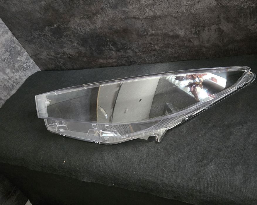 Стекло фары Jac J7 правое и левое