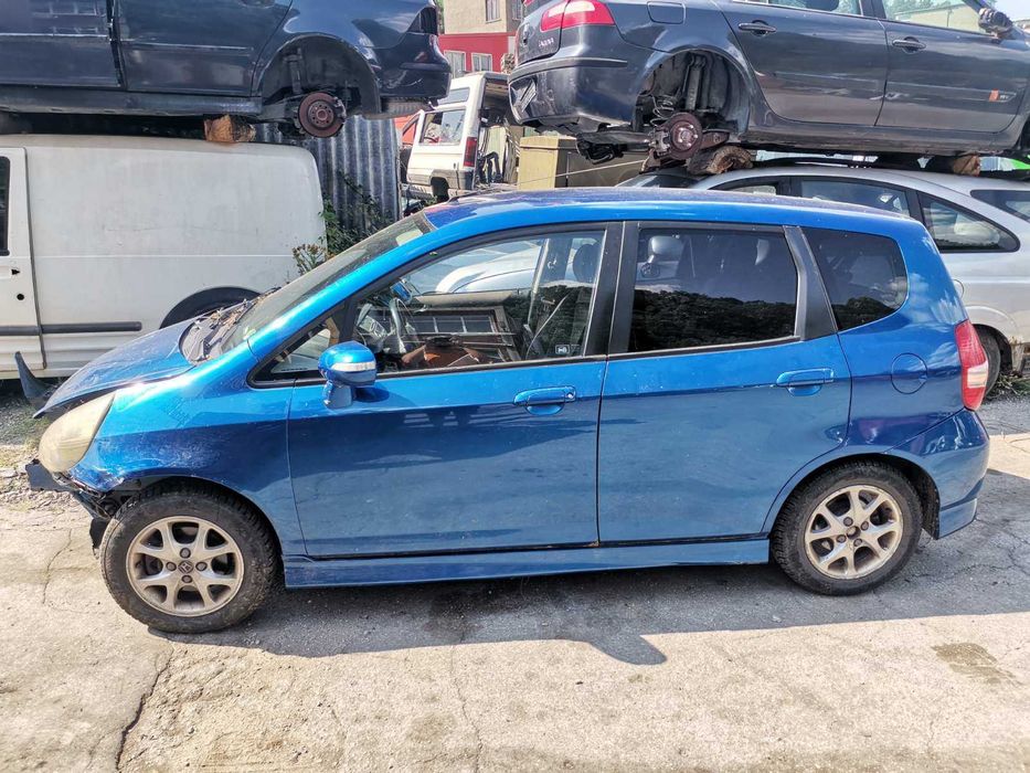 Хонда джаз 1.3i / 1.4i / Honda Jazz 1.3i на части