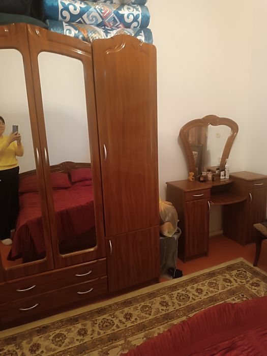 Спальный гарнитур