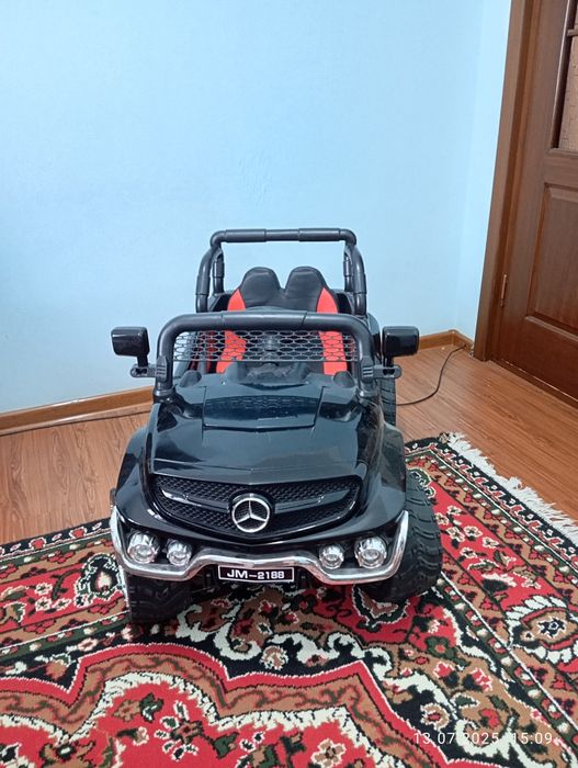 Продам детскую машину