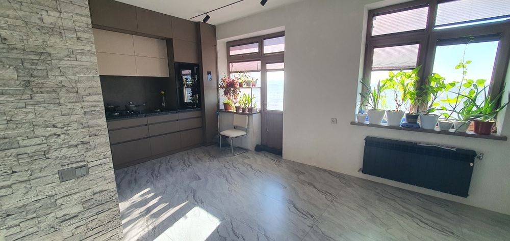 Продаётся 3х комнатная квартира