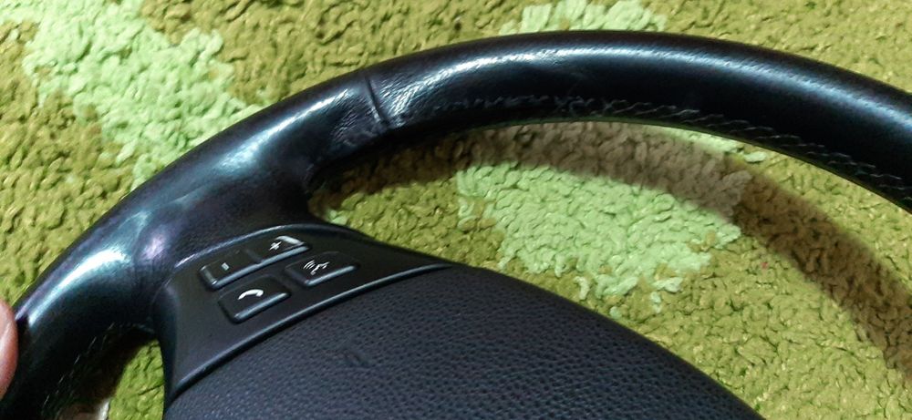 Volan bmw cu airbag și comenzi