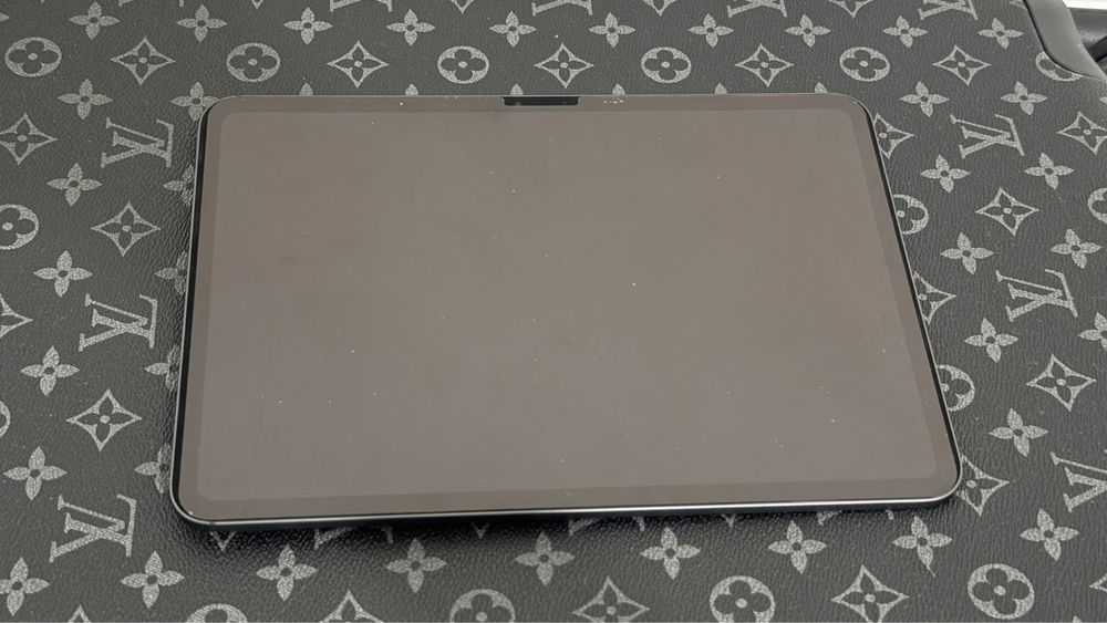 Продам Ipad pro 11 m4