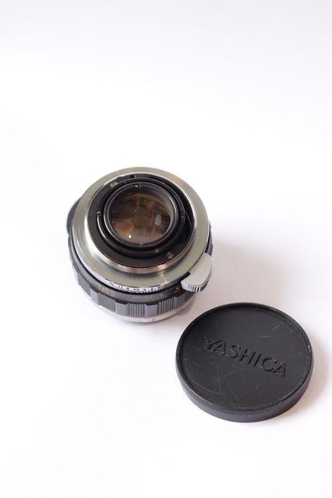 Yashica Auto Yashinon 5cm (50mm) F2 Tomioka
