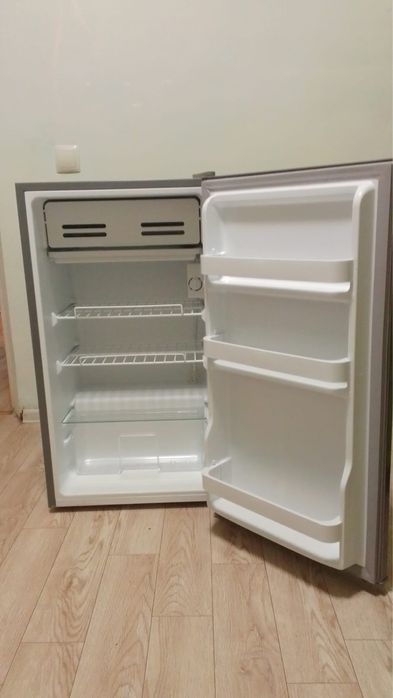 Холодильник аva