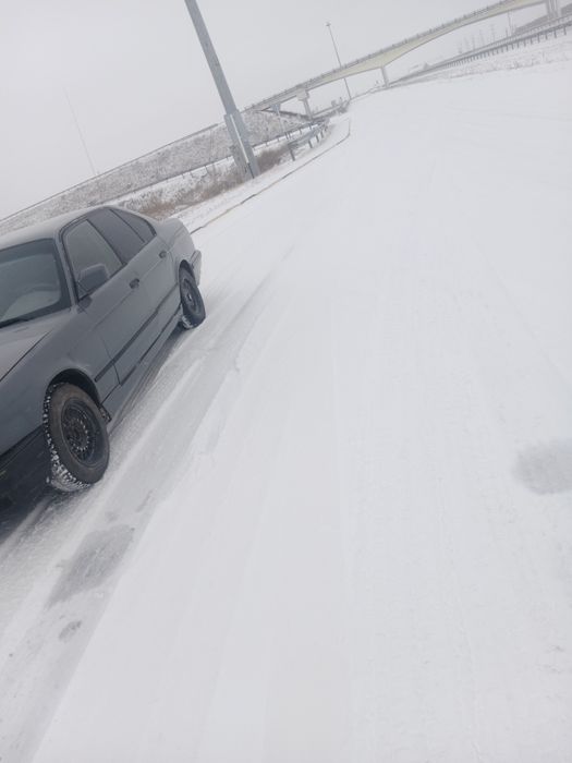 Продам БМВ е34 возможен обмен