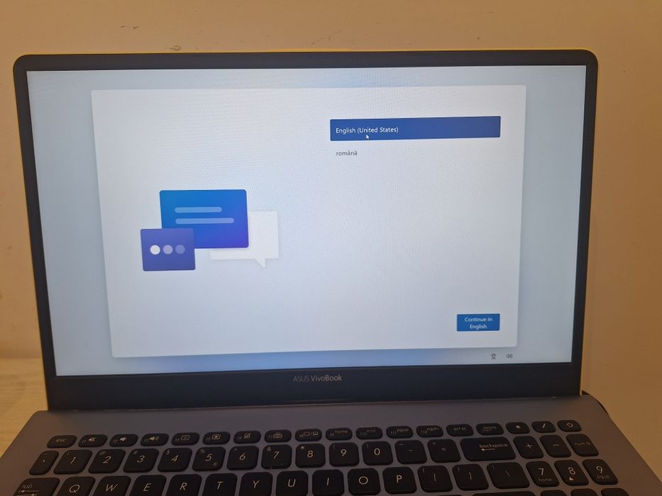 Ultrabook Asus VivoBook 2019 (i5, 8GB RAM, 256 GB SSD)