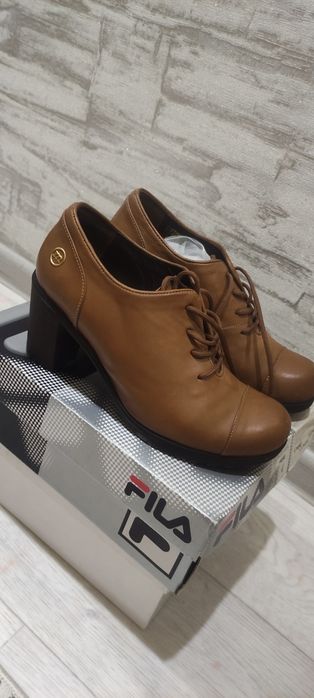 Продам демисезонные бательоны