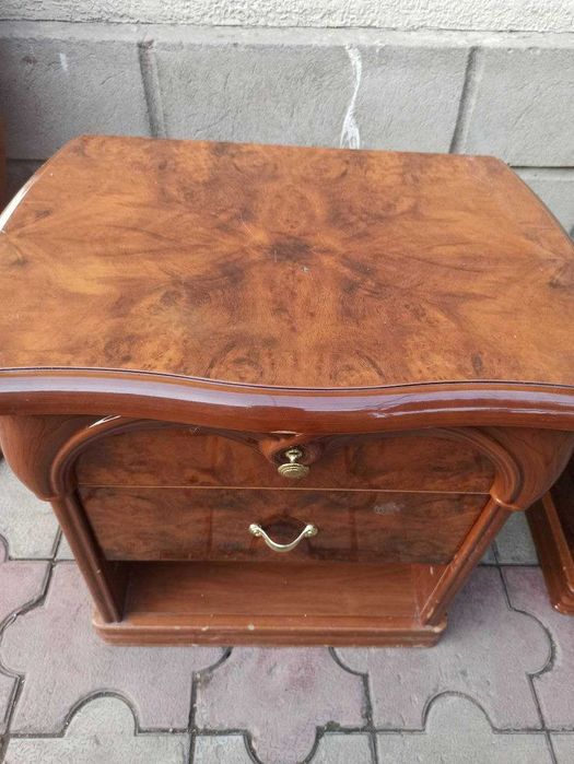 Продам 2 тумбочки