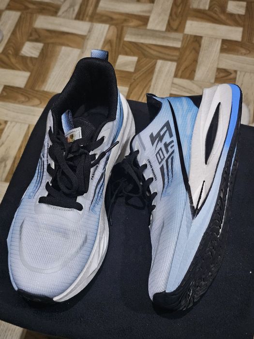 Кроссовки мужские