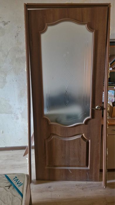 Продам три двери в отличном состоянии