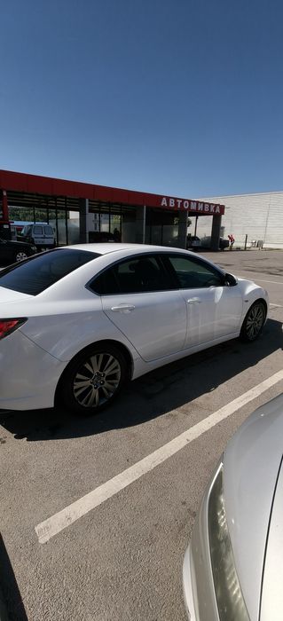 Продавам Mazda 6 2.0