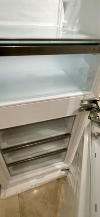 Liebherr ICNc 5103 combina frigorifica incorporabila  - 50% reducere