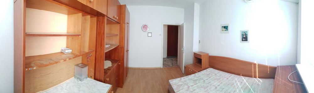 Дава се под наем Тристаен апартамент в Варна, Център - 80 кв.м за 498.27 € - Снимка #4