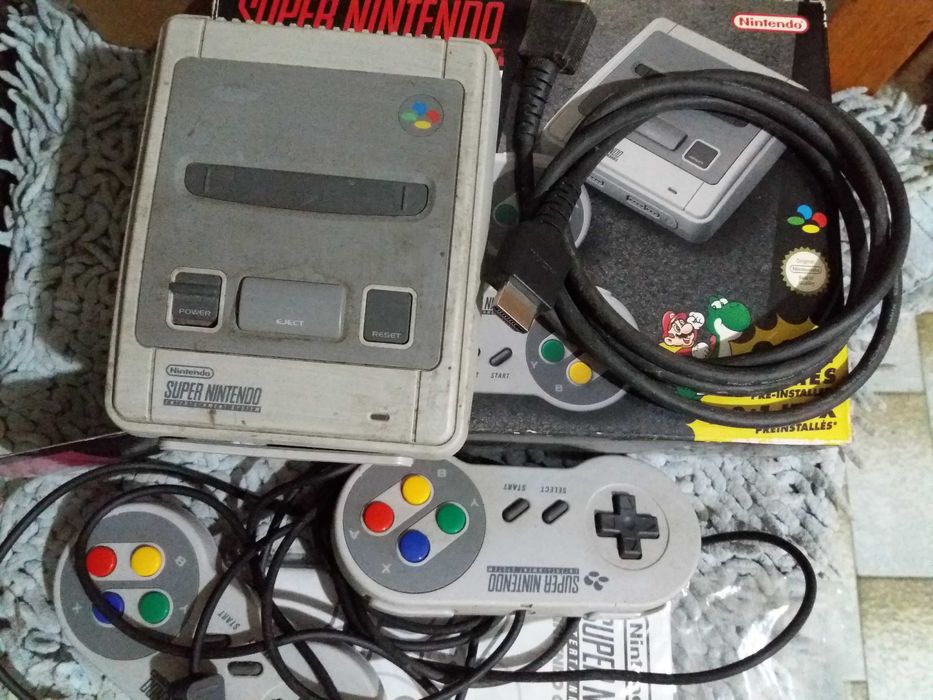 Consola joc Supernintendo cu 21 de jocuri preinstalate, 2 controlerele merge pe HDMI alimentare prin USB. Super Mario Kart Street Fighter 2 Turbo
