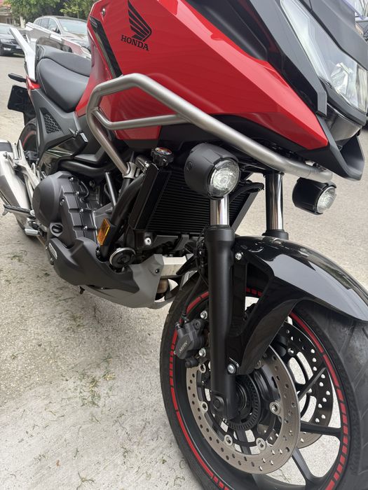 Honda NC750X   Automata -2025– FULL  EXTRA – 2700 km – Ca nouă