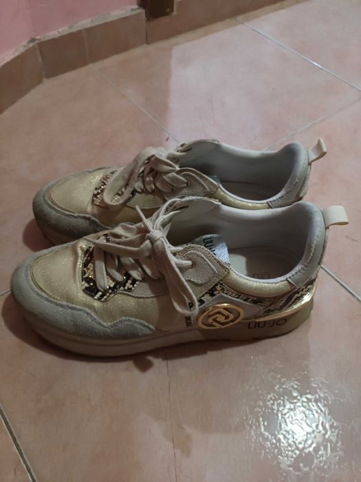 Reebok , Liu Jo,шарени ,Nike 40р , Lacoste,44р,Champion CANNA 39р.нови