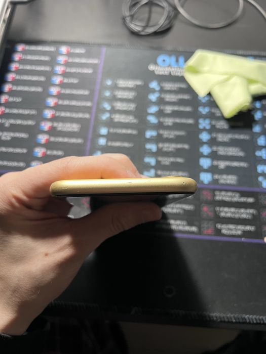 IPhone XR хорошем состояний