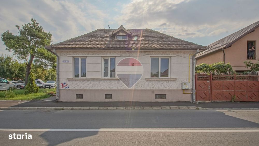 Casă individuală din cărămidă | Teren 553 mp cu ieșire la două străzi