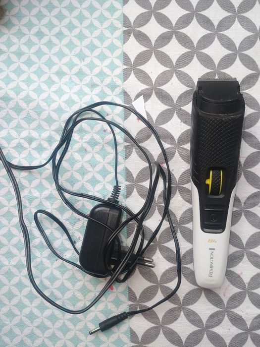 Aparat barberit Remington Style Series B4 (model MB4000)