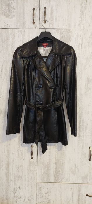 Продавам дамски палта