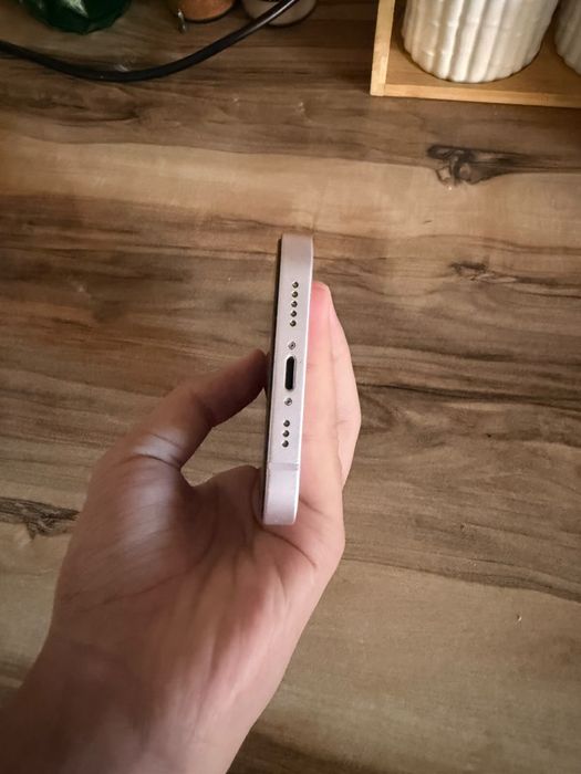 iPhone 13/256/76