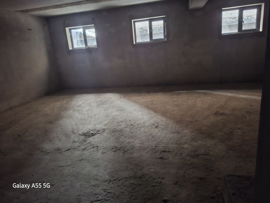 Srochna sotiladi dupleks dom