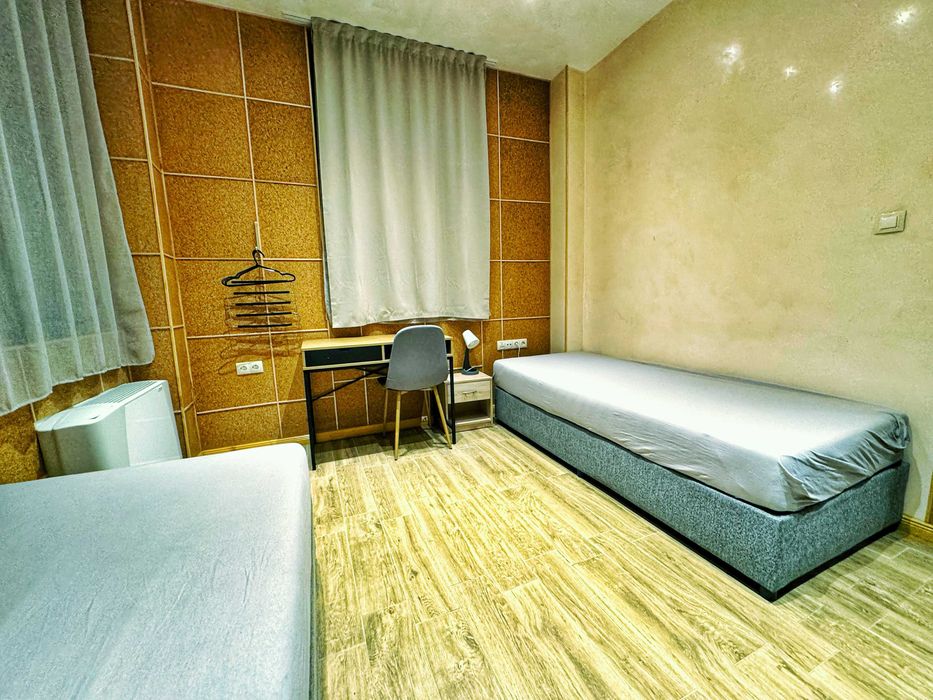 Дава се под наем Едностаен апартамент в София, Градина - 30 кв.м за 193.8 € - Снимка #3