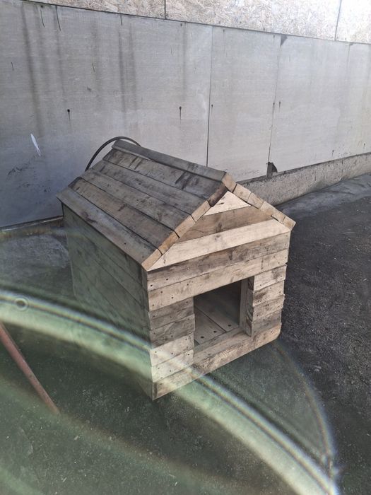 Будка для собак щенят