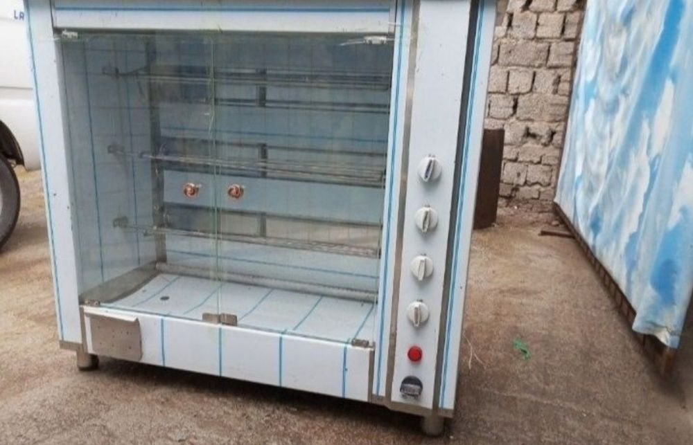 Giril aparat tovuq pishirib beradi gril