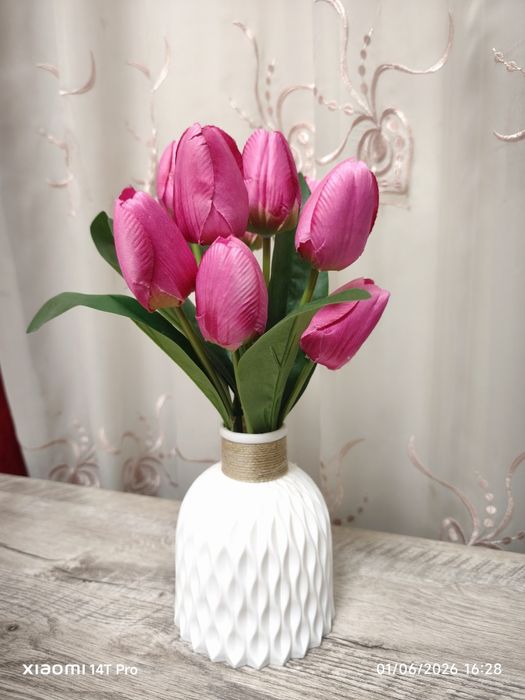 Dekorativ sun’iy gullar lola Декоративные искусственные цветы