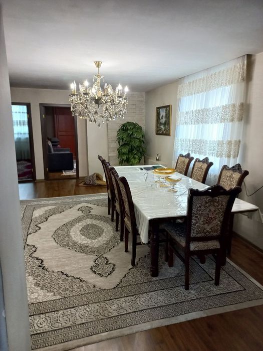 Квартира 3 комнатная Юнусобод Сампи  старый Таштурма