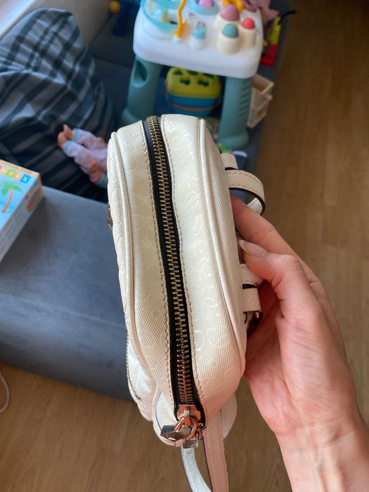 Раница Guess оригинална