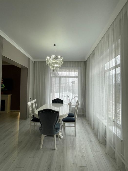 Продам Дом, Тепличное