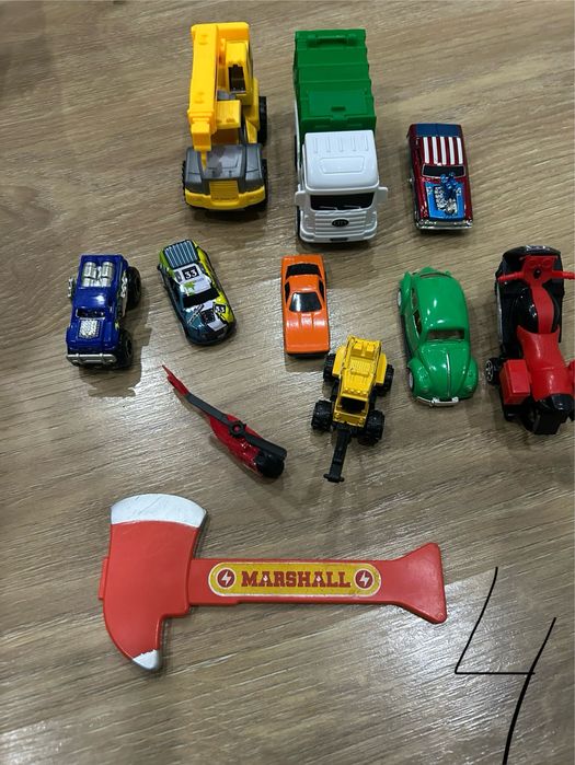 Детски колички и камиончета