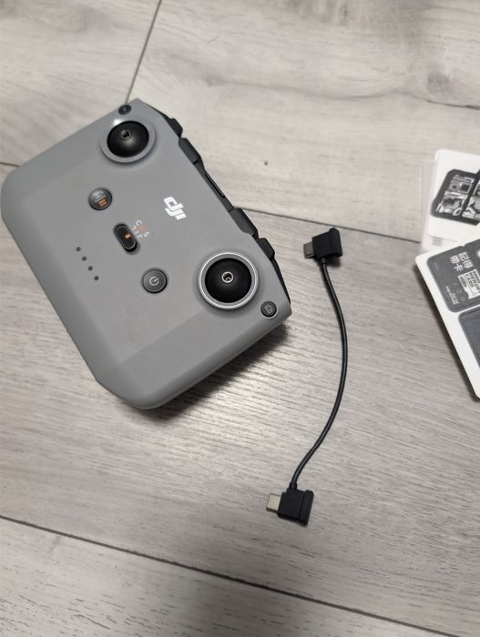 Drona Dji Flip Fly More Combo