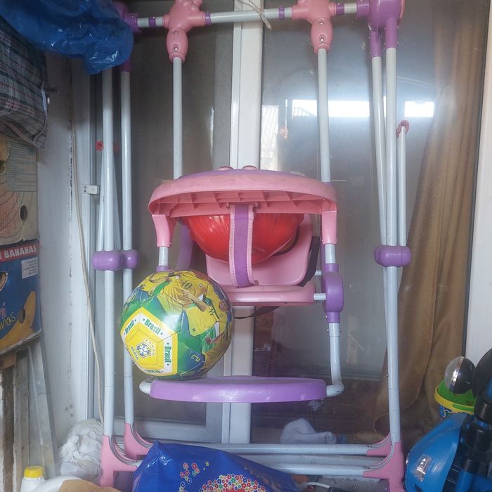 Качеля детски продам