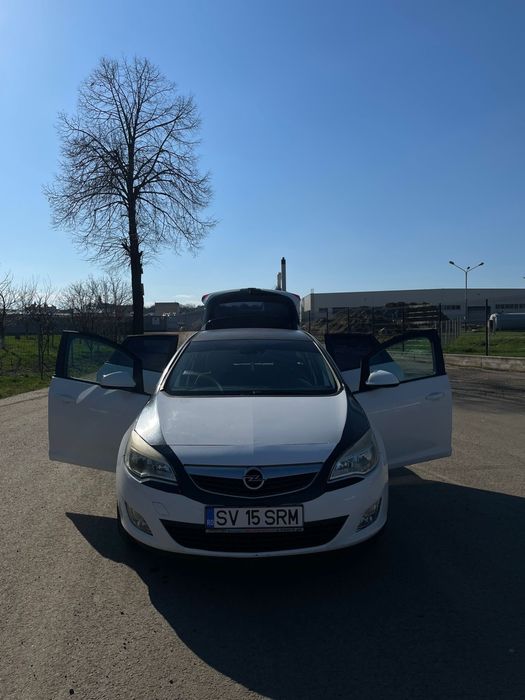 OPEL ASTRA J 1.3 DIESEL / IASI / km reali