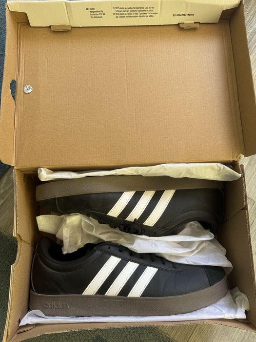 Addidas vl court base